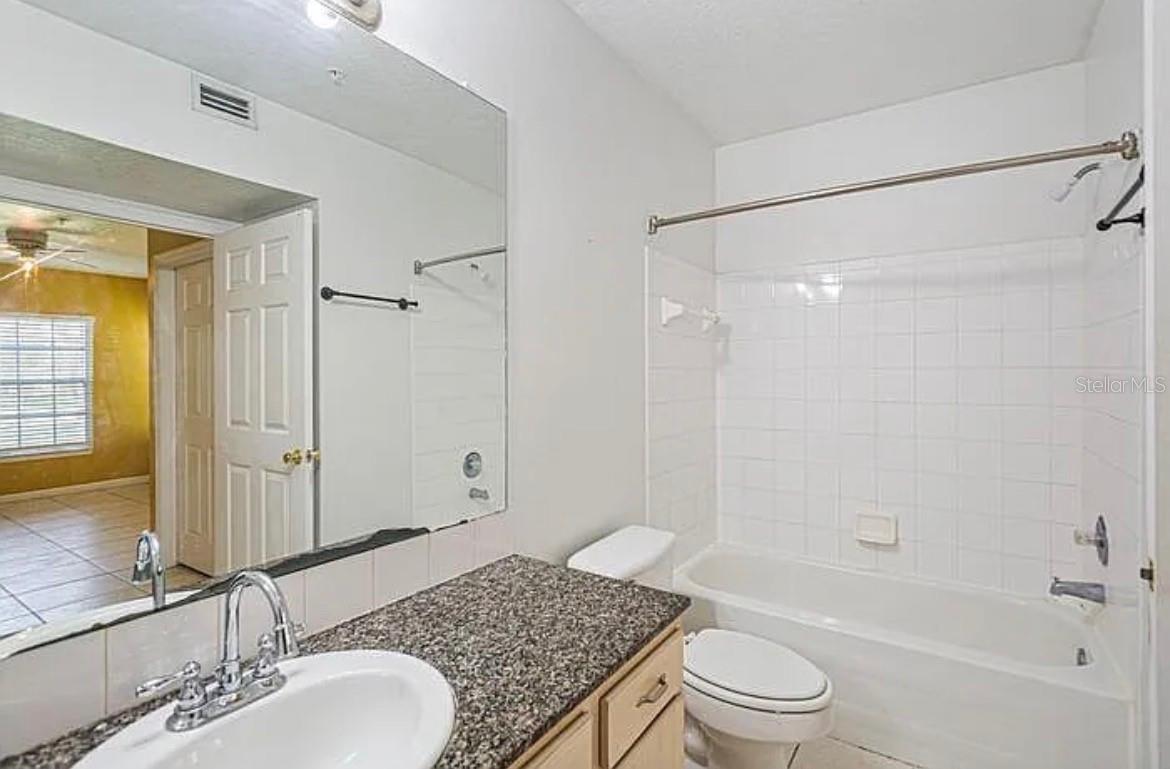 CREST AT WATERFORD LAKES CONDO - Residential