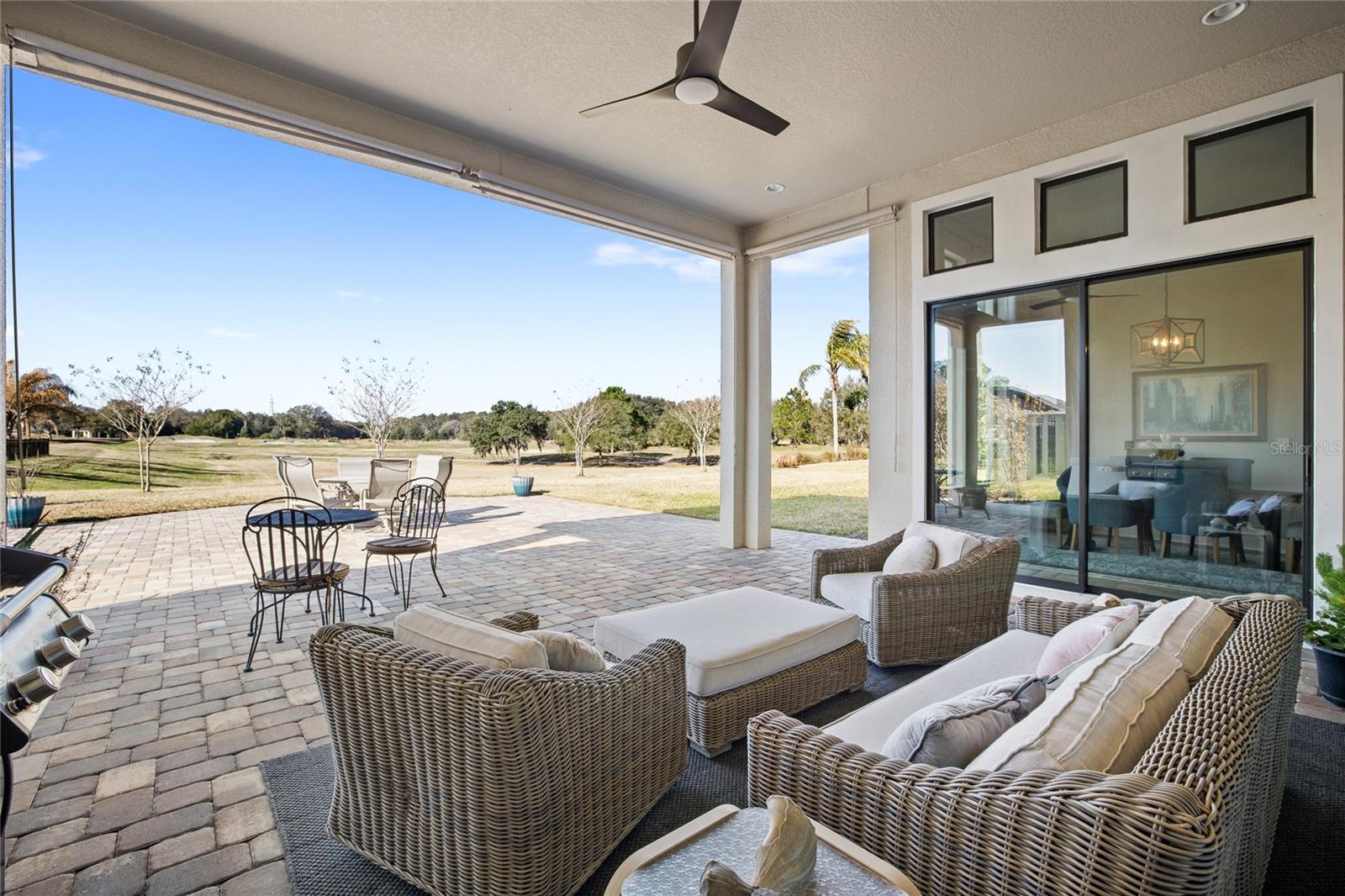 HEATHROW COUNTRY ESTATE - Residential
