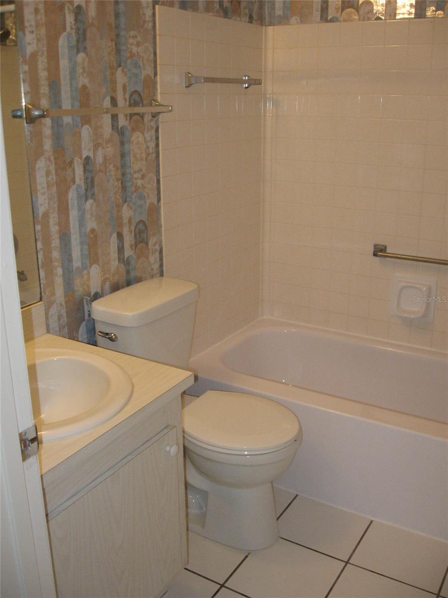 WOODLAND VILLAS CONDO 1 - Residential