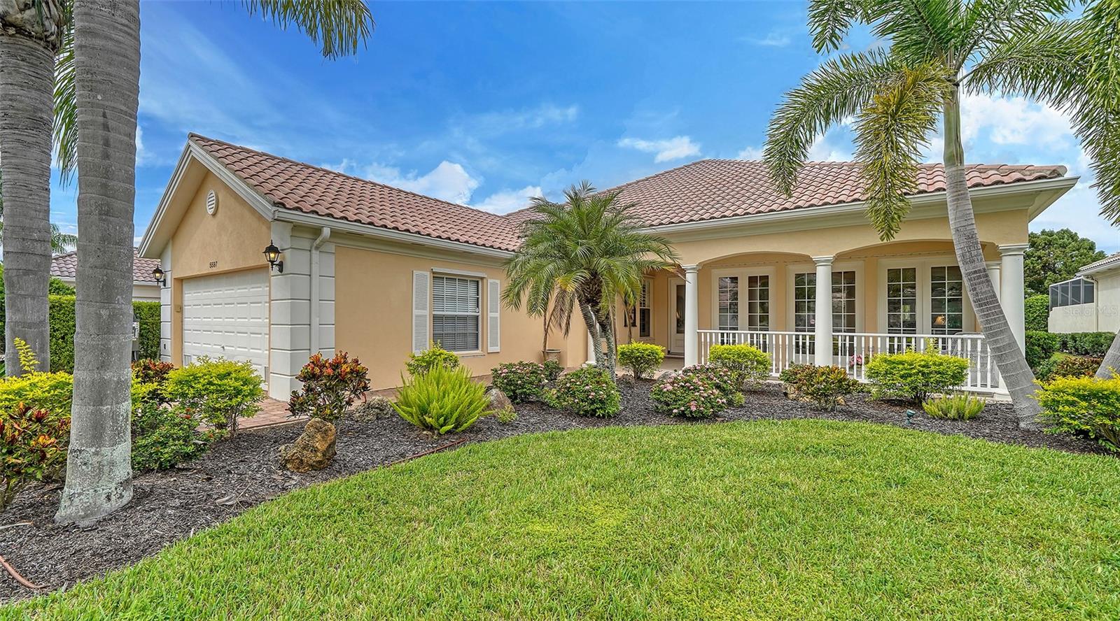 VILLAGEWALK - Residential