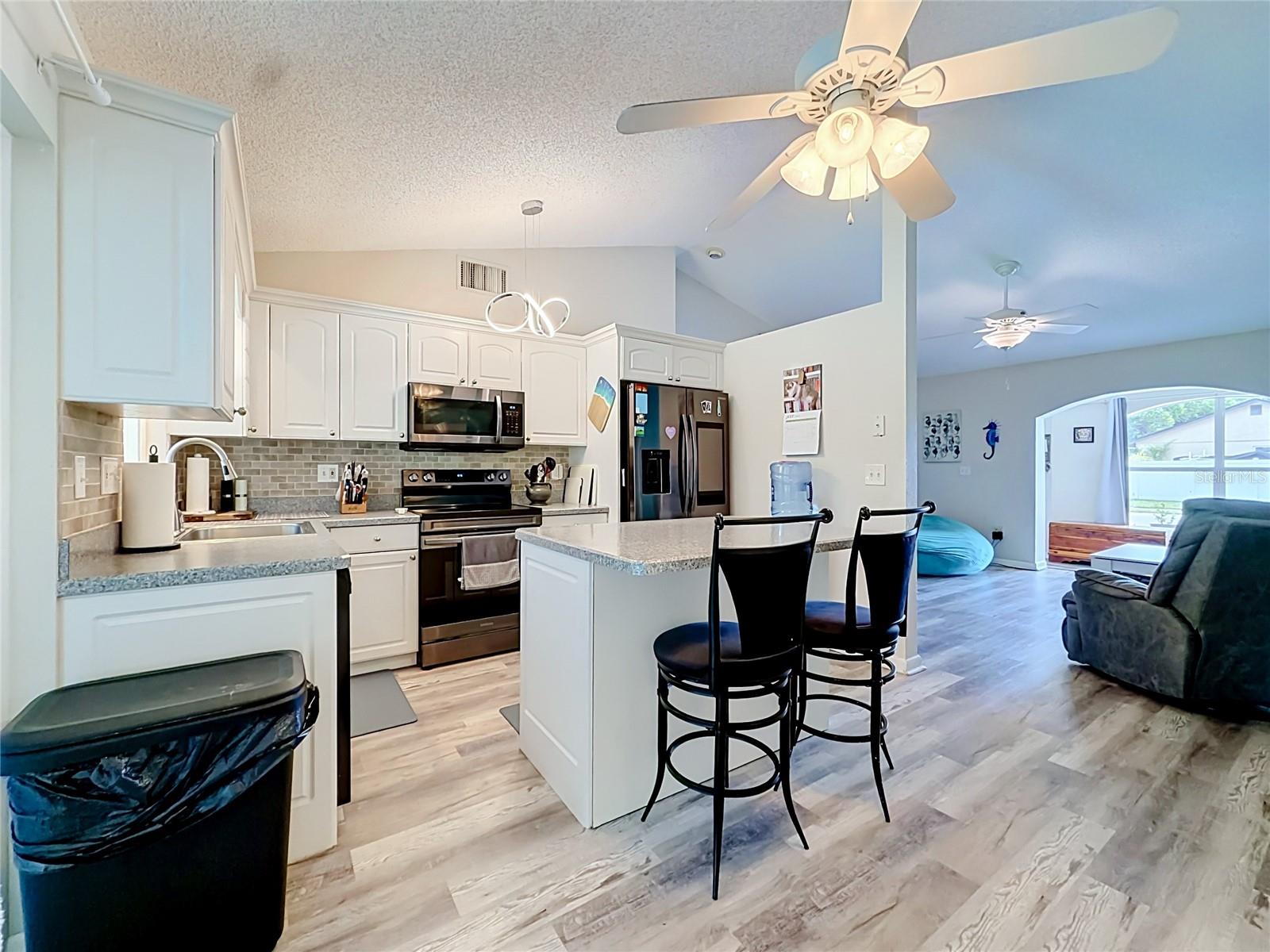 SEVEN SPGS HOMES - Residential