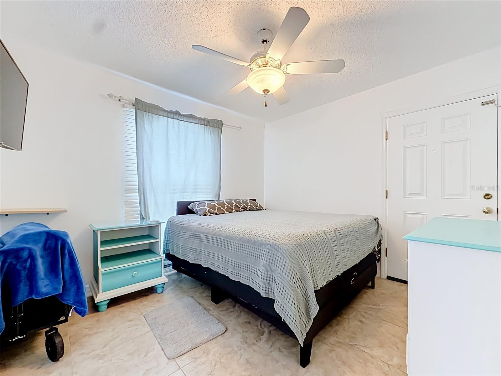 SEVEN SPGS HOMES - Residential