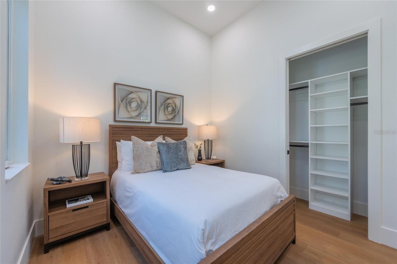RUSTIC LODGE - Residential