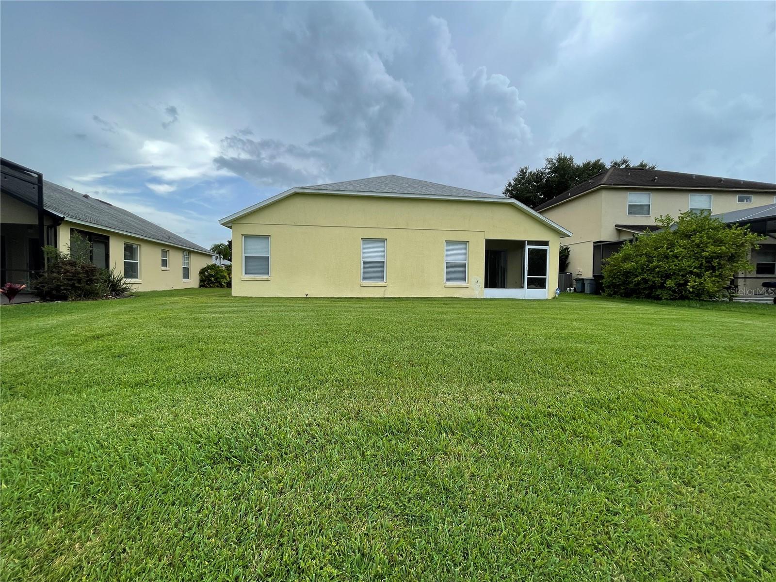 ANDOVER CAY PH 01 44/98 - Residential Lease