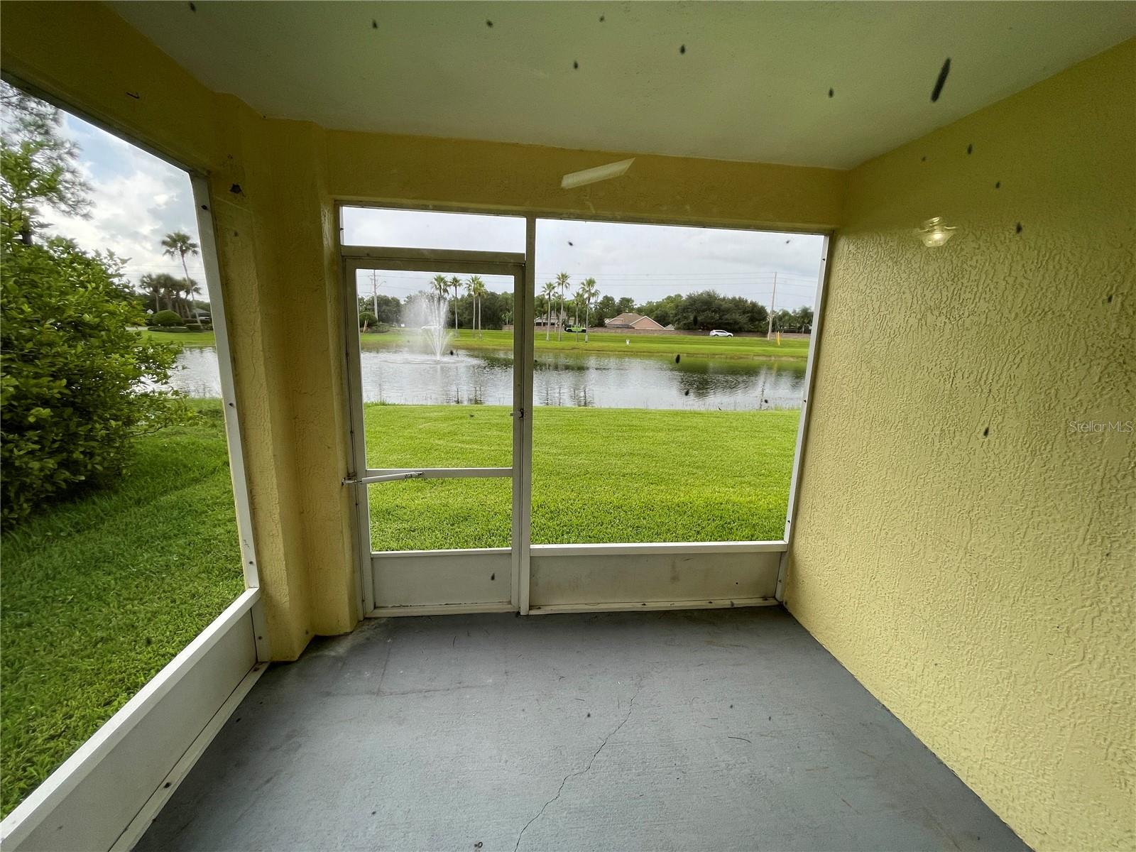 ANDOVER CAY PH 01 44/98 - Residential Lease
