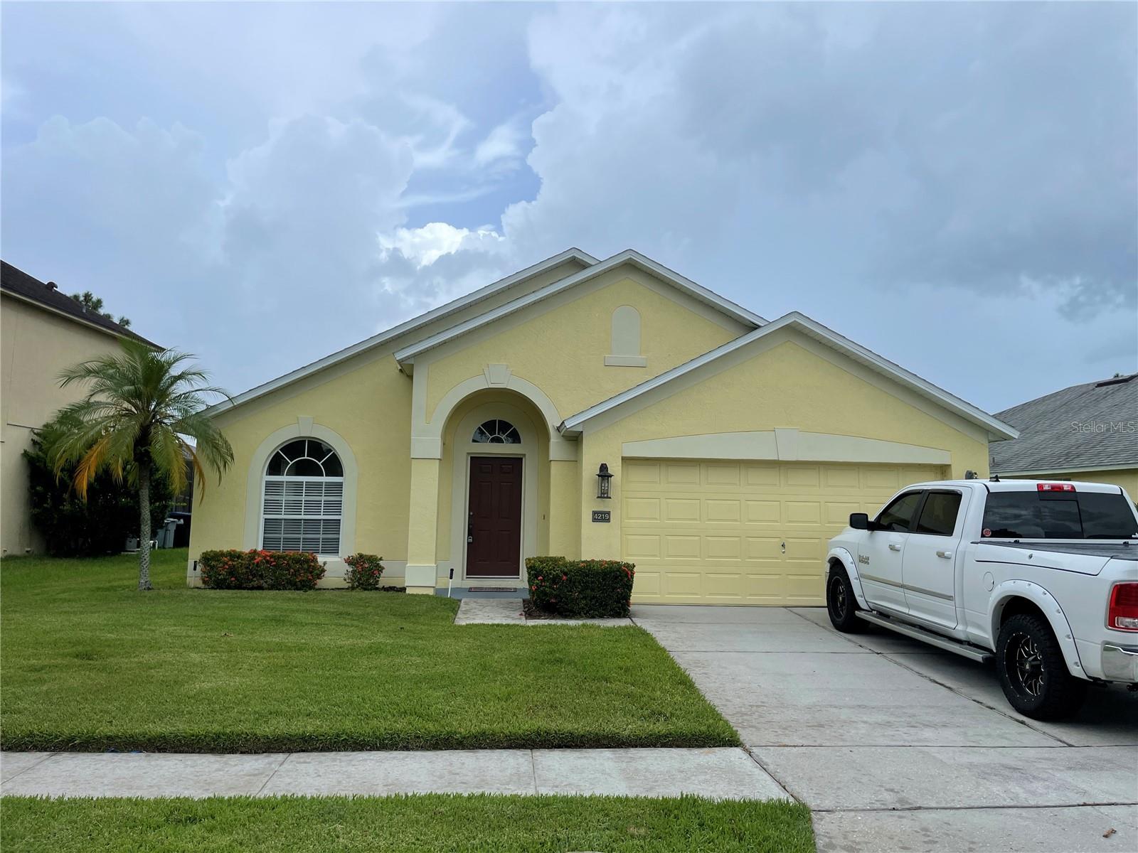 Located in a prime spot, close to UCF, Avalon Park, and airport this 3 bedroom 2 bath is available now! Enjoy the pond frontage and watch the wildlife play. Large living/dining room, kitchen opens to a nice size family room and eat in area overlooking the sliding glass doors that open to the screened in porch overlooking the lake. Master in the back also faces the lake and has walk in closet, duel sink, tub, and shower. Tenant responsible for yard care. We will accept one small dog, breeds are restricted so call for info.