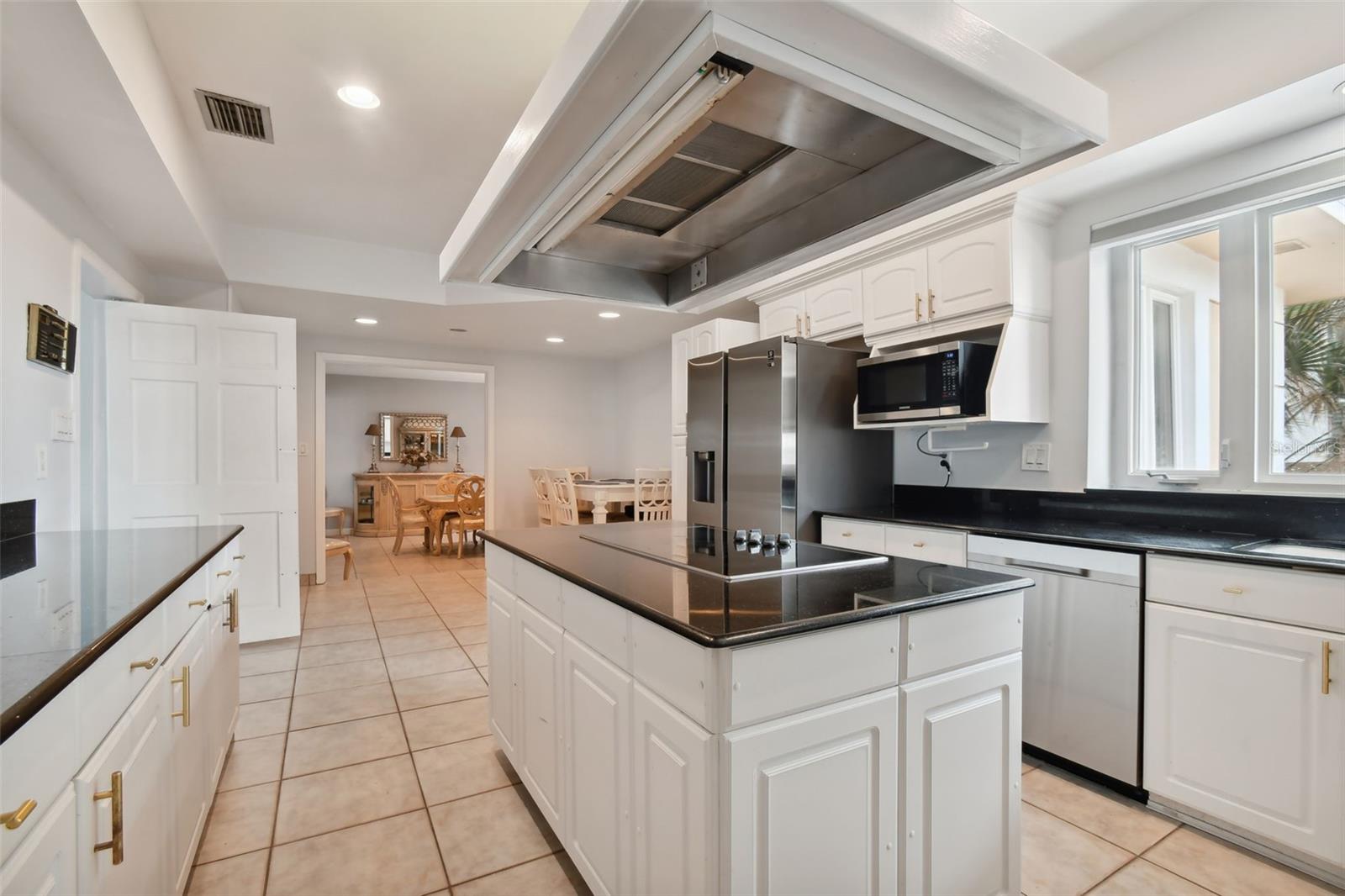 BELLEAIR BEACH UNIT 1 UNREC - Residential