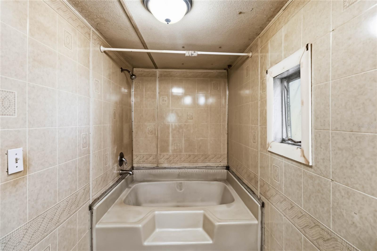 CANAVERAL ACRES 4 - Residential