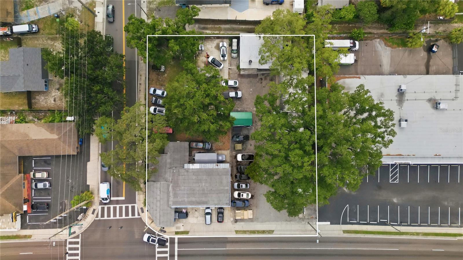 OAKWOOD - Commercial Sale