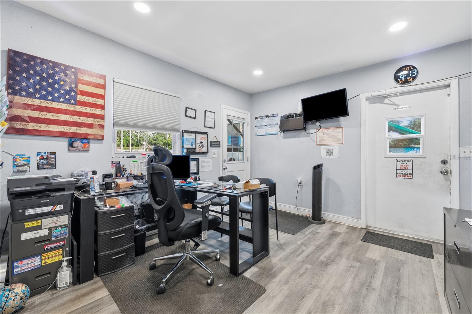 OAKWOOD - Commercial Sale