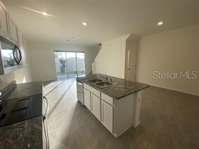 SOUTH BRANCH PRESERVE PH 2B & - Residential Lease