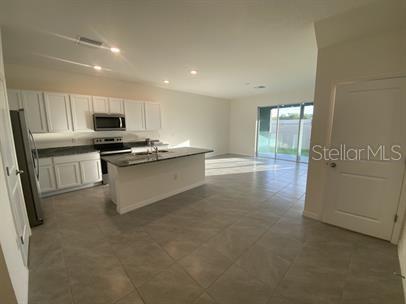 SOUTH BRANCH PRESERVE PH 2B & - Residential Lease