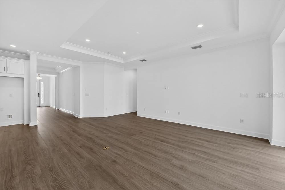 AZARIO ESPLANADE - Residential