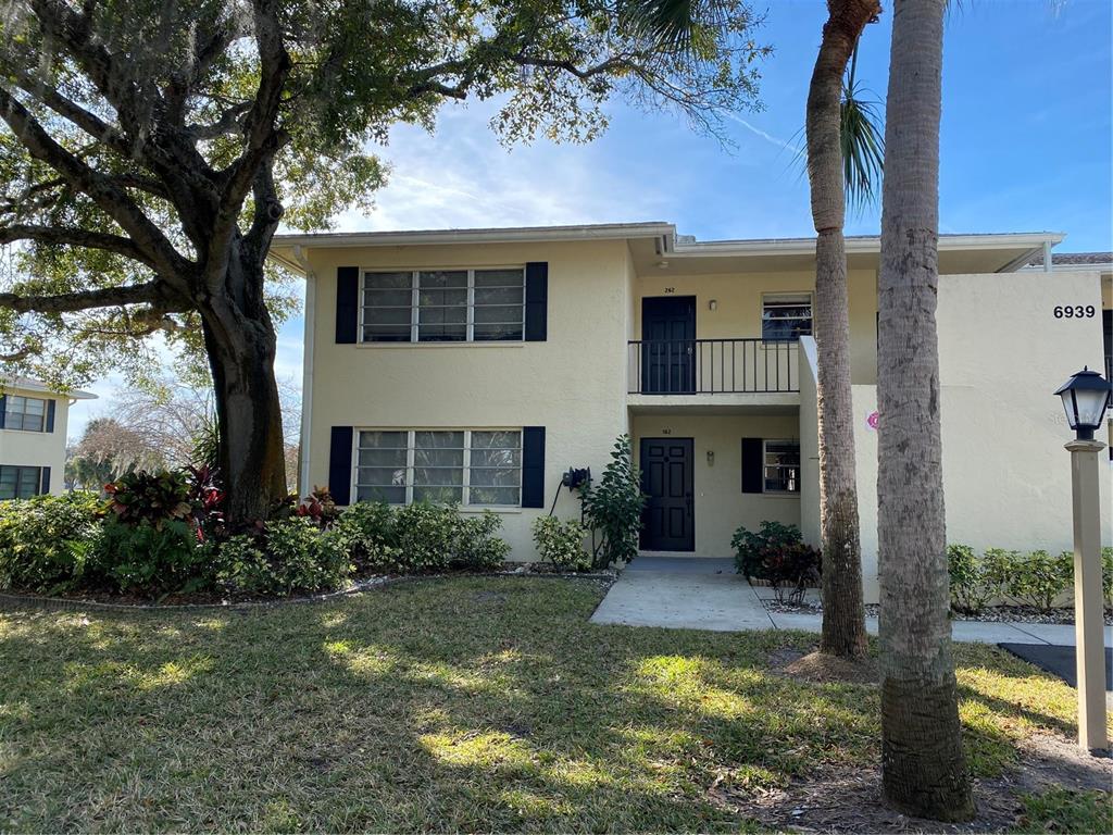 PALM AIRE AT SARASOTA 10-D - Residential