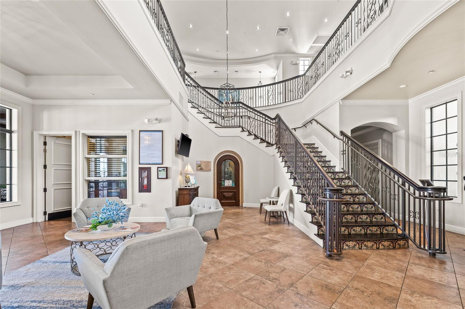 WESTSHORE YACHT CLUB TWNHMS - Residential