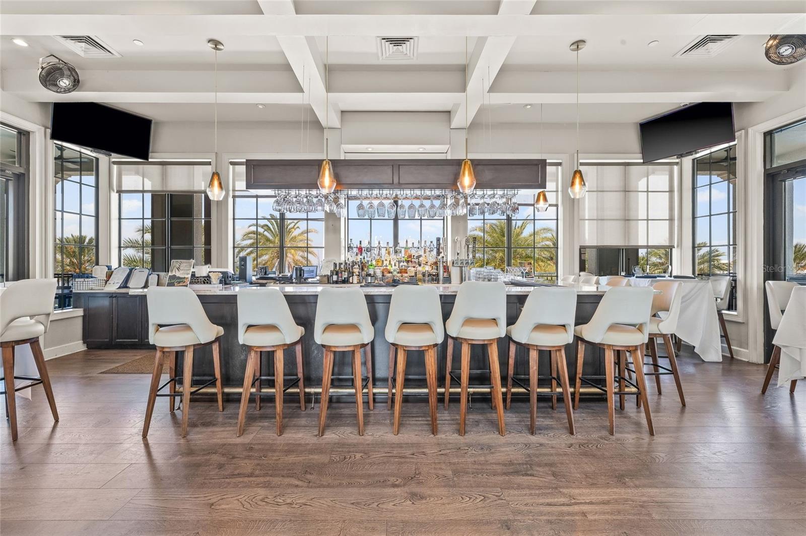 WESTSHORE YACHT CLUB TWNHMS - Residential