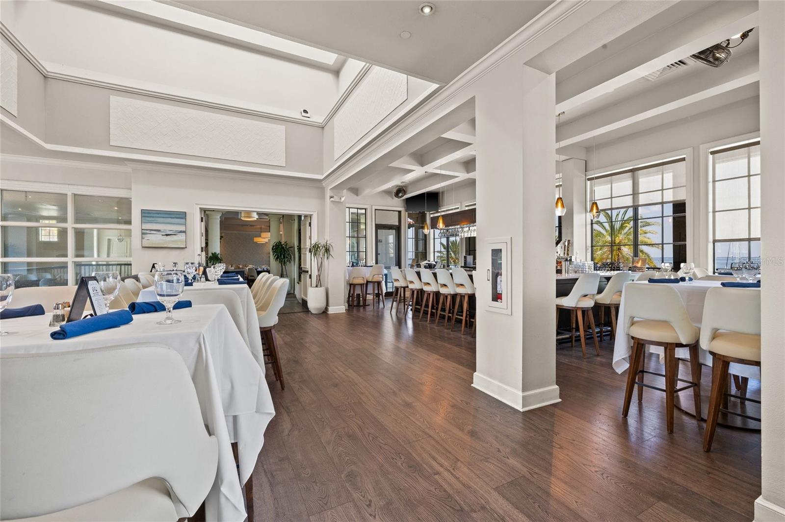 WESTSHORE YACHT CLUB TWNHMS - Residential