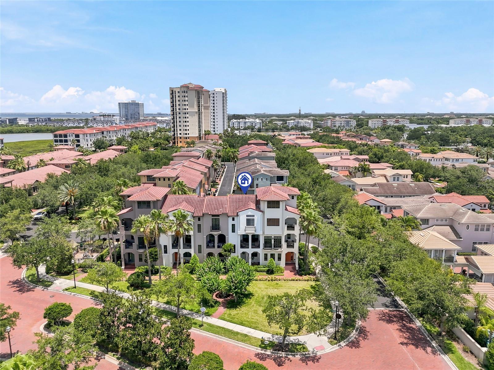 WESTSHORE YACHT CLUB TWNHMS - Residential