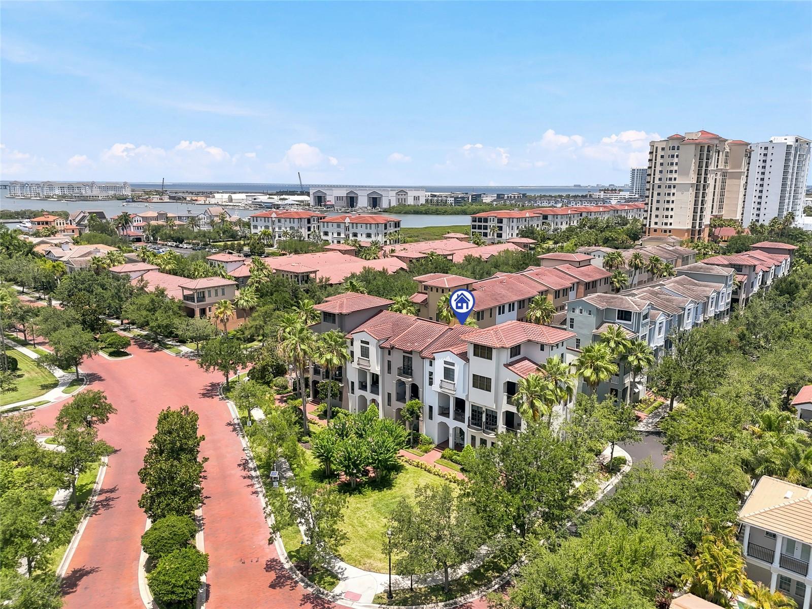 WESTSHORE YACHT CLUB TWNHMS - Residential