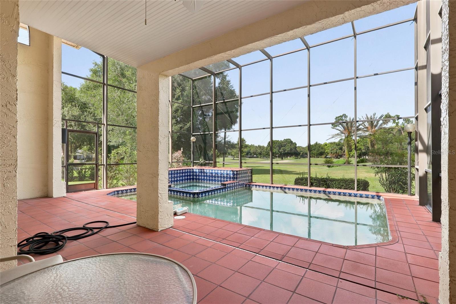 SADDLEBROOK - Residential