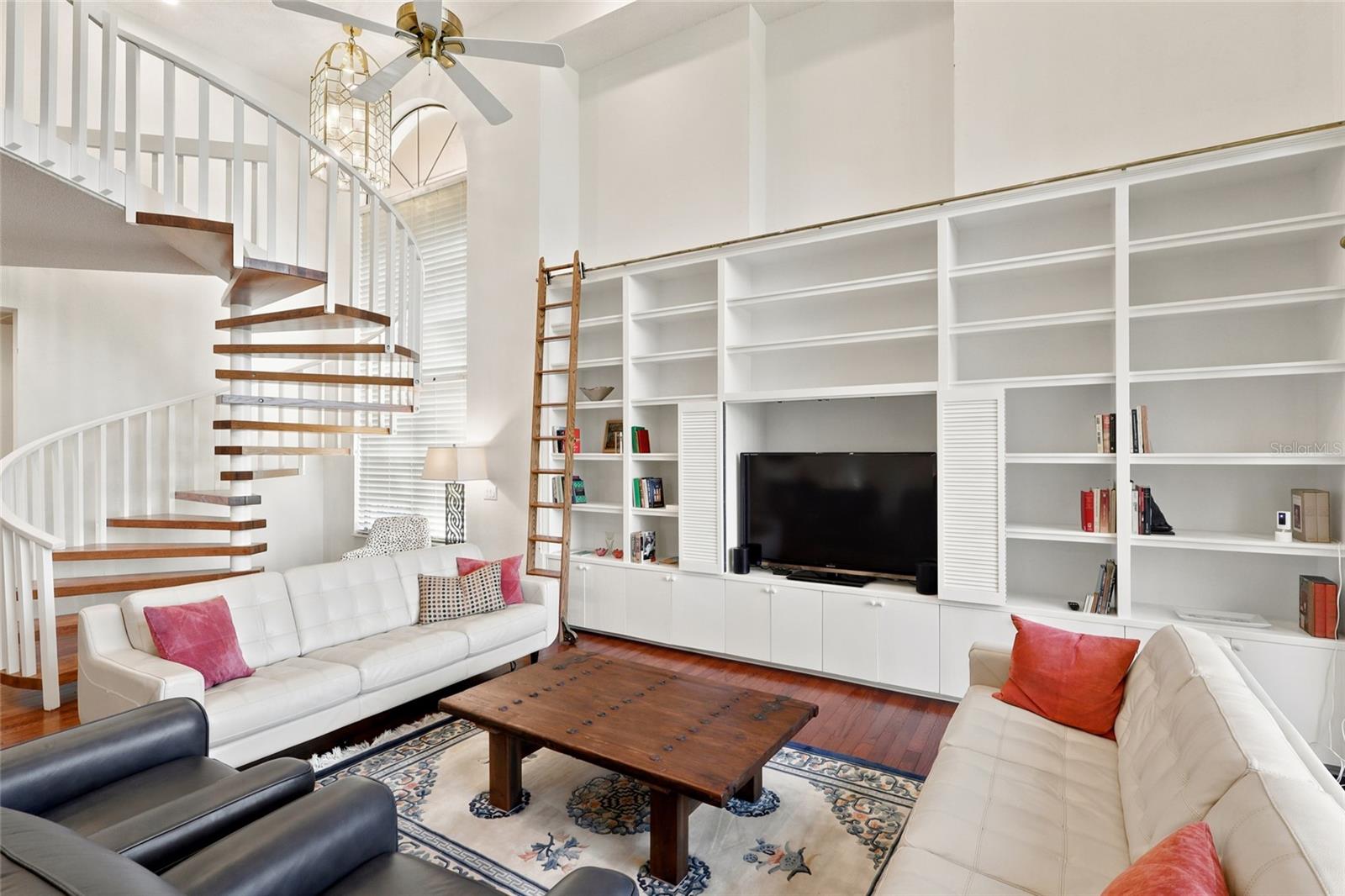 SADDLEBROOK - Residential