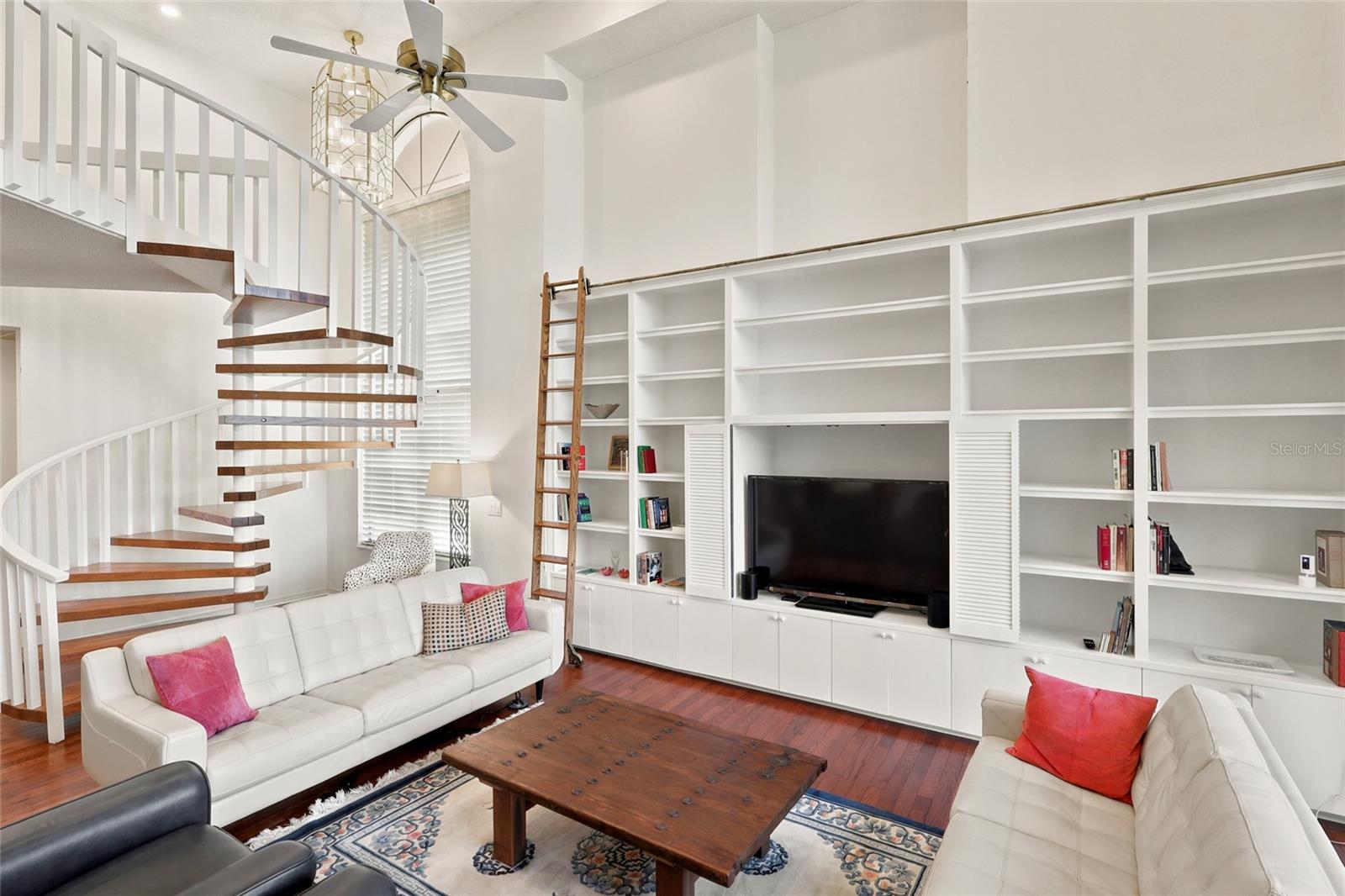 SADDLEBROOK - Residential