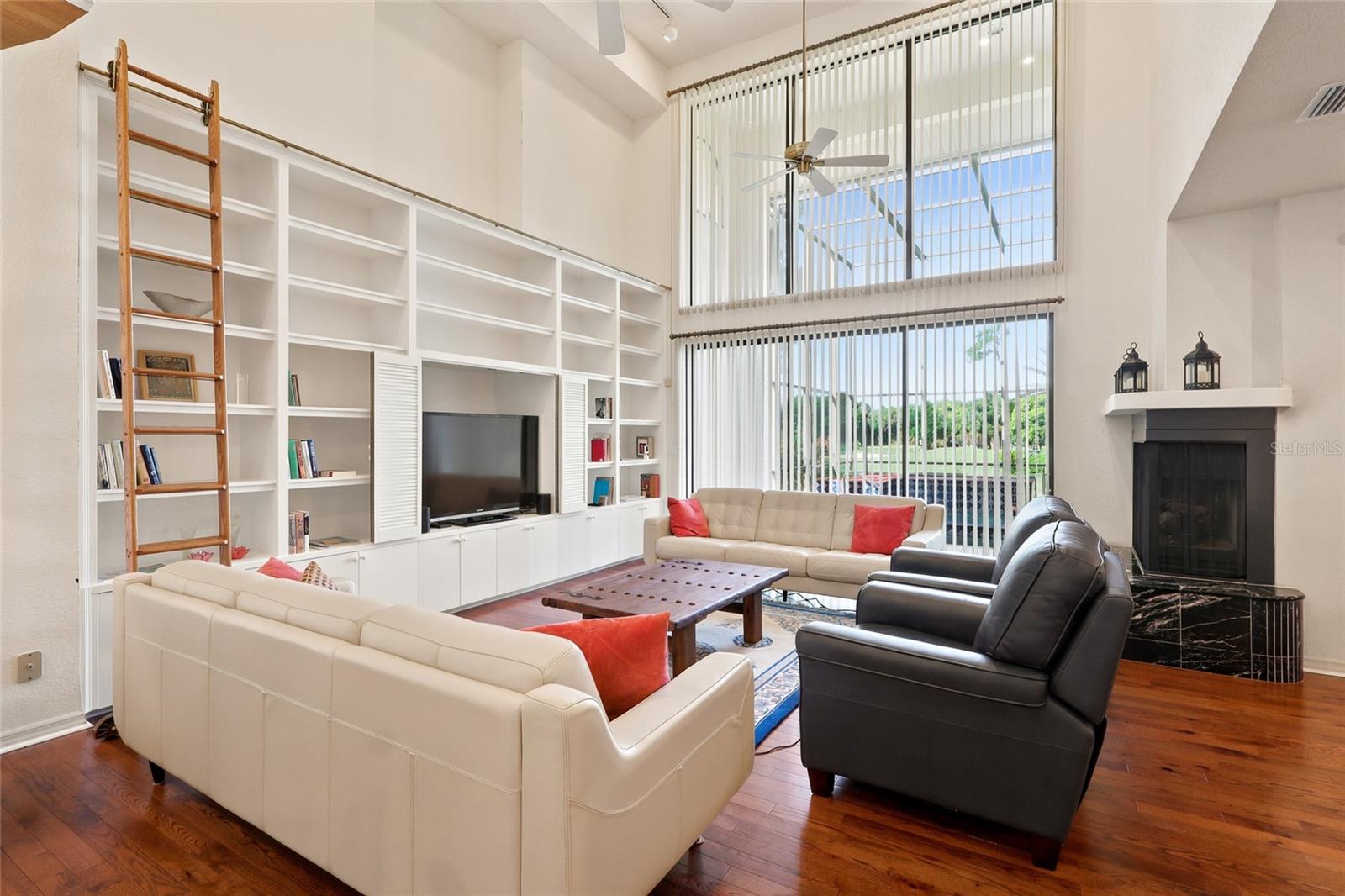 SADDLEBROOK - Residential