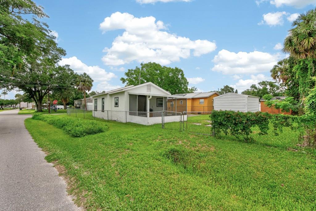 GIBSONTON ON THE BAY - Residential