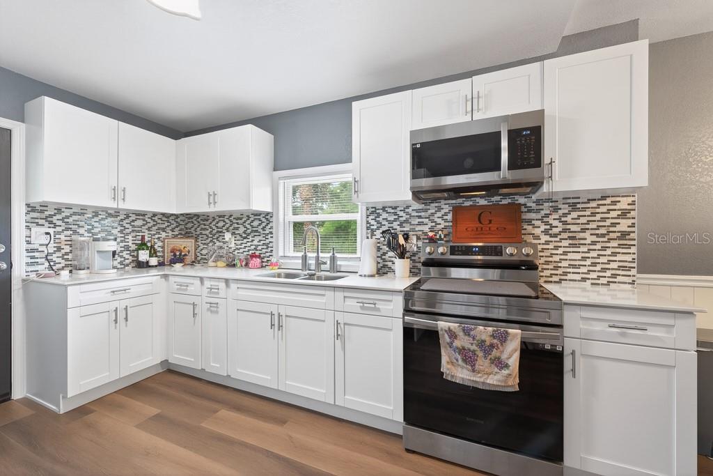 GIBSONTON ON THE BAY - Residential