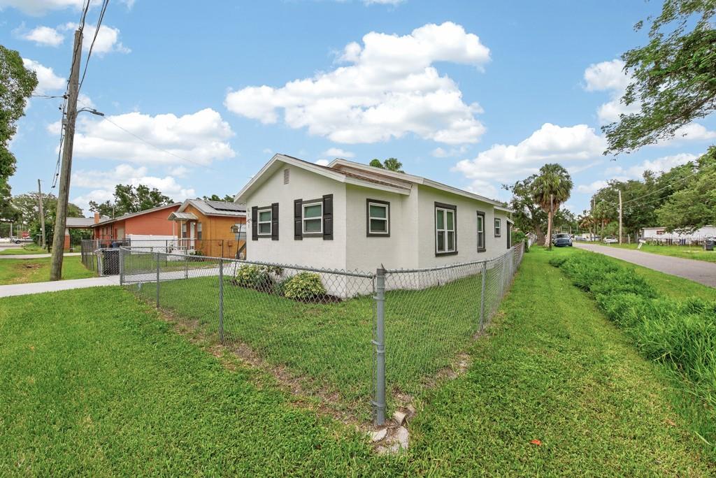 GIBSONTON ON THE BAY - Residential