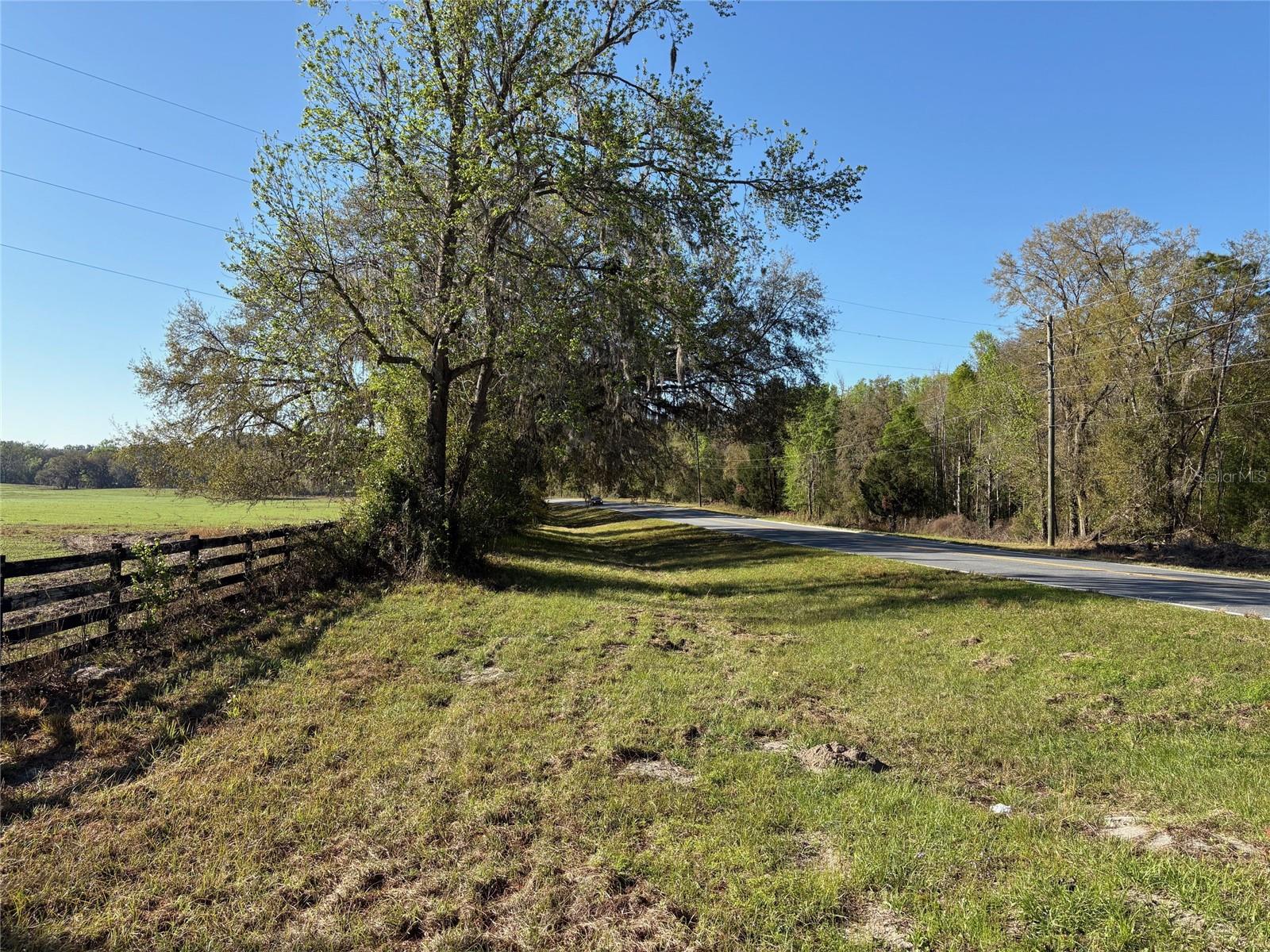 ACREAGE - Land