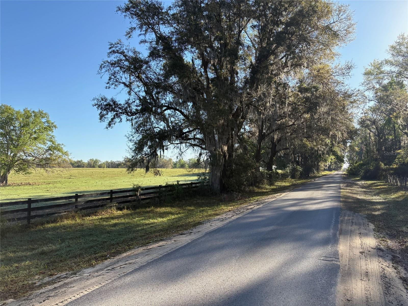 ACREAGE - Land