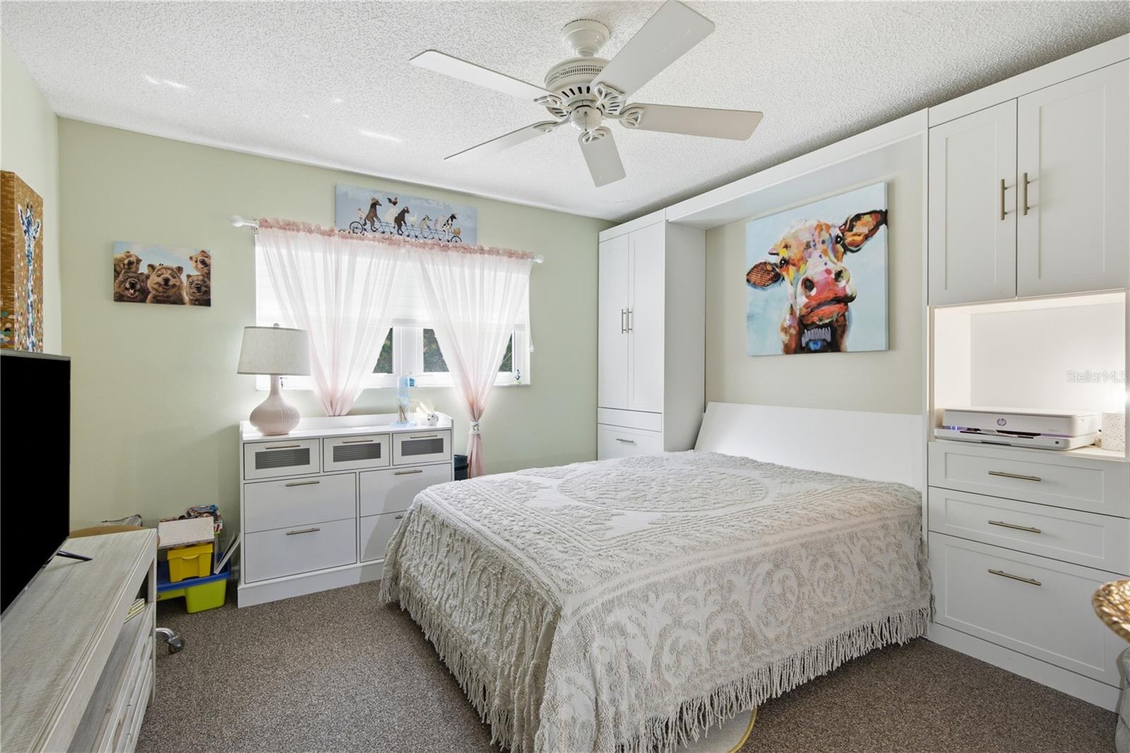 STEEPLECHASE PH - Residential