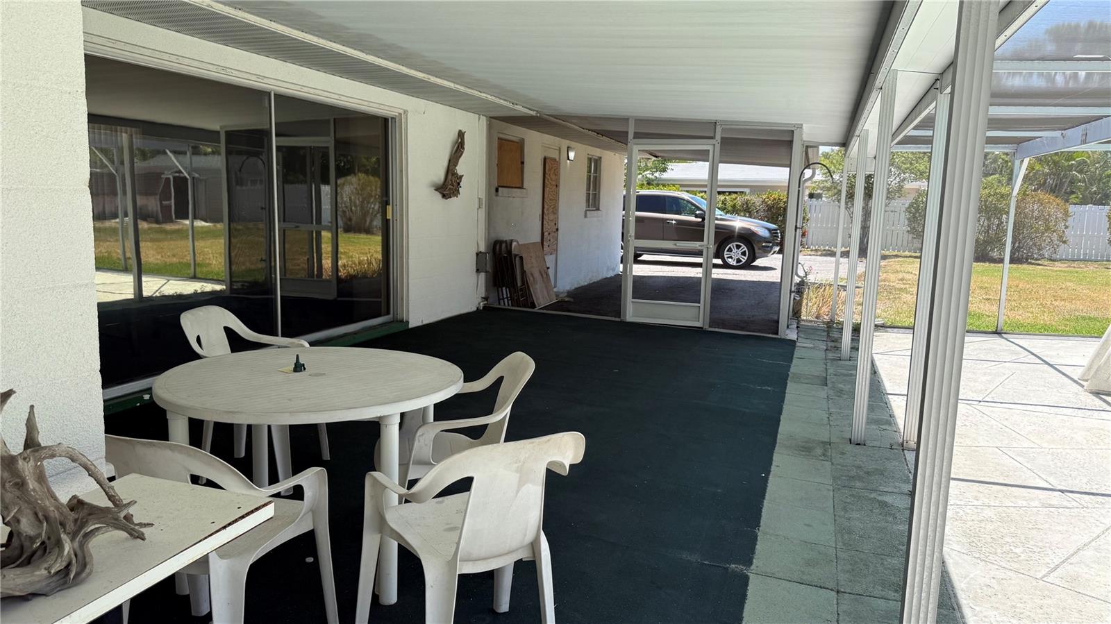 PALMA SOLA PARK - Residential