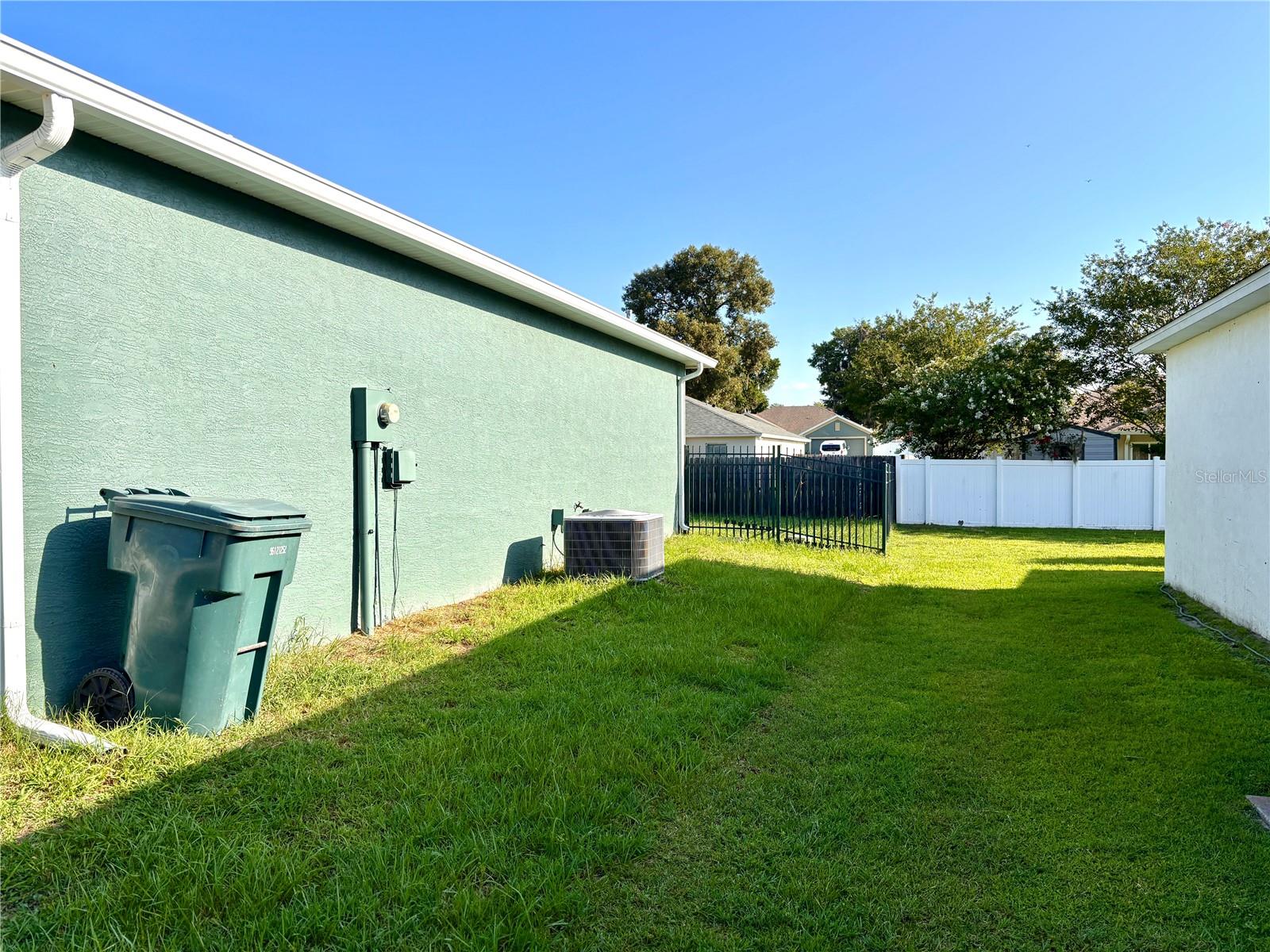 RAVEN GLEN UN 02 - Residential Lease