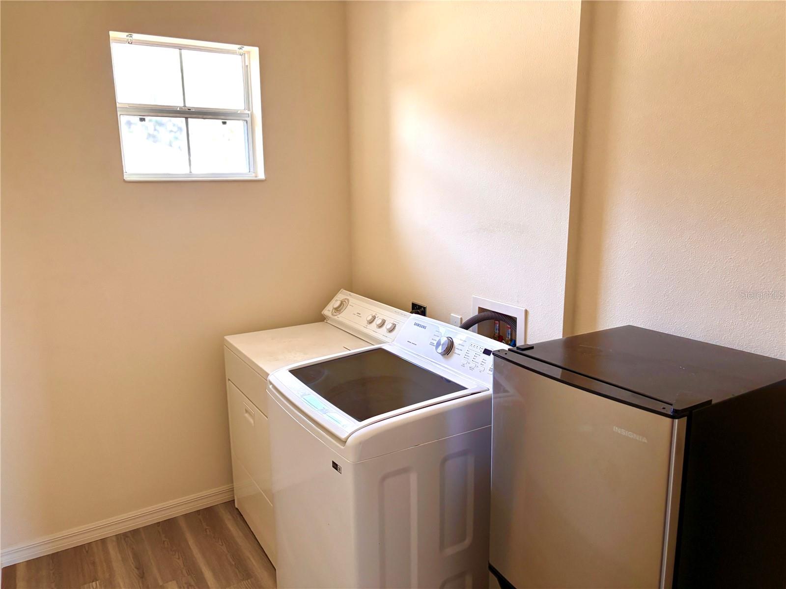 RAVEN GLEN UN 02 - Residential Lease