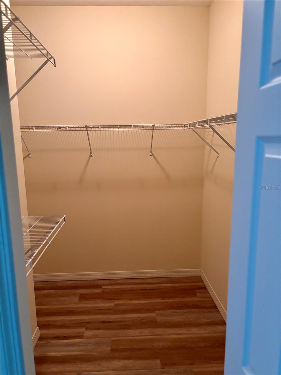 RAVEN GLEN UN 02 - Residential Lease
