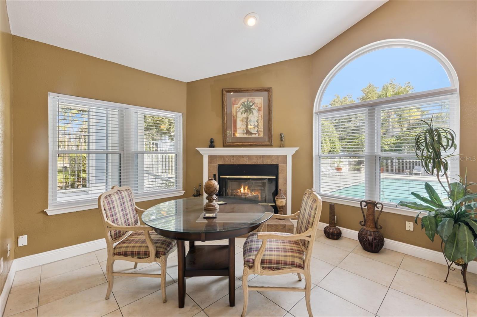 REGENCY PARK AT LAKE MARY A CONDO - Residential