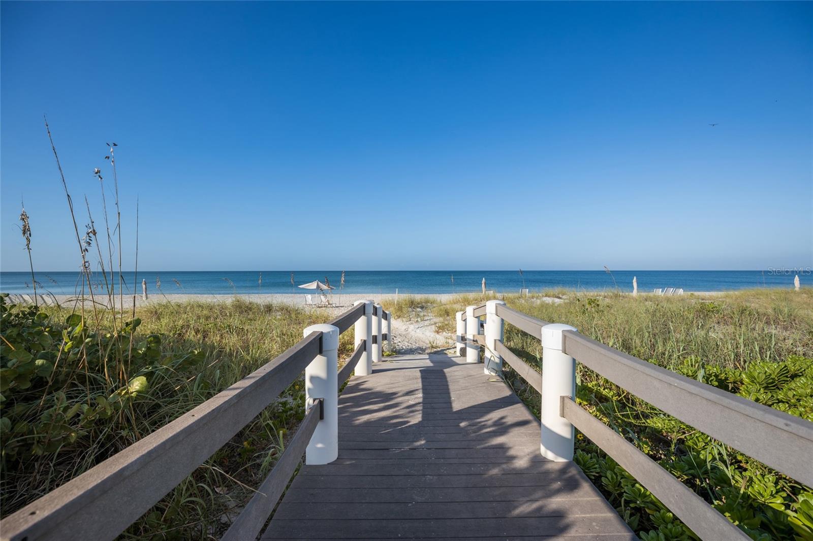 BEACHPLACE II - Residential