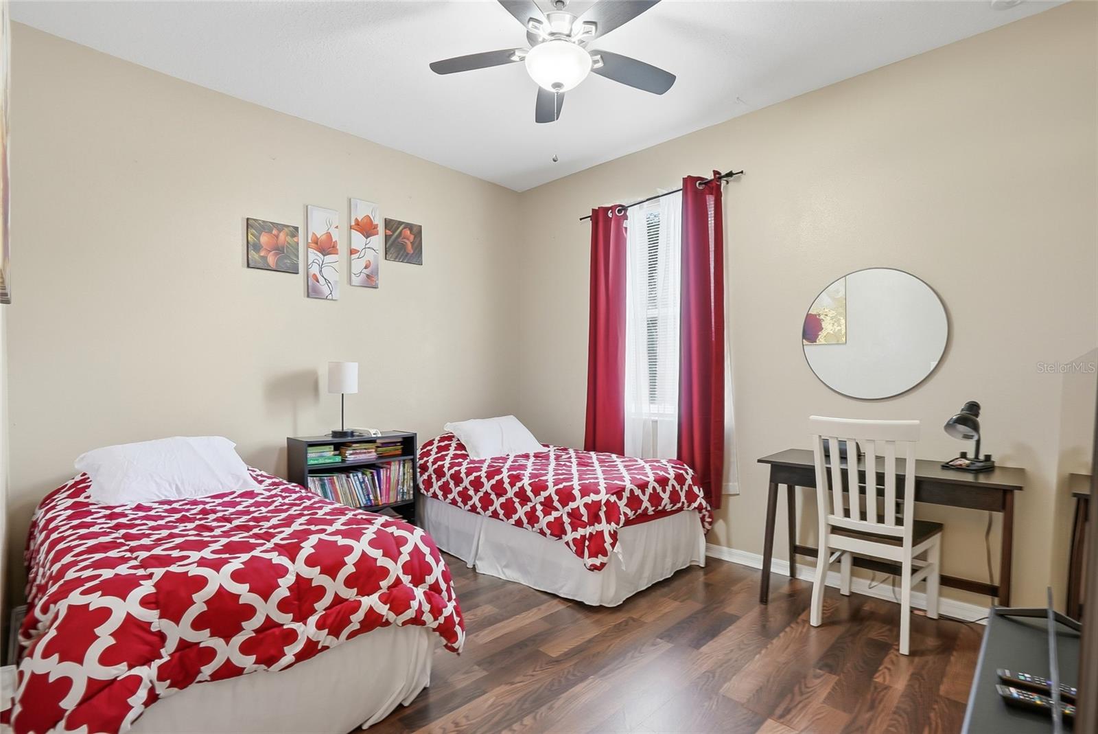 SPRING HILL - Residential