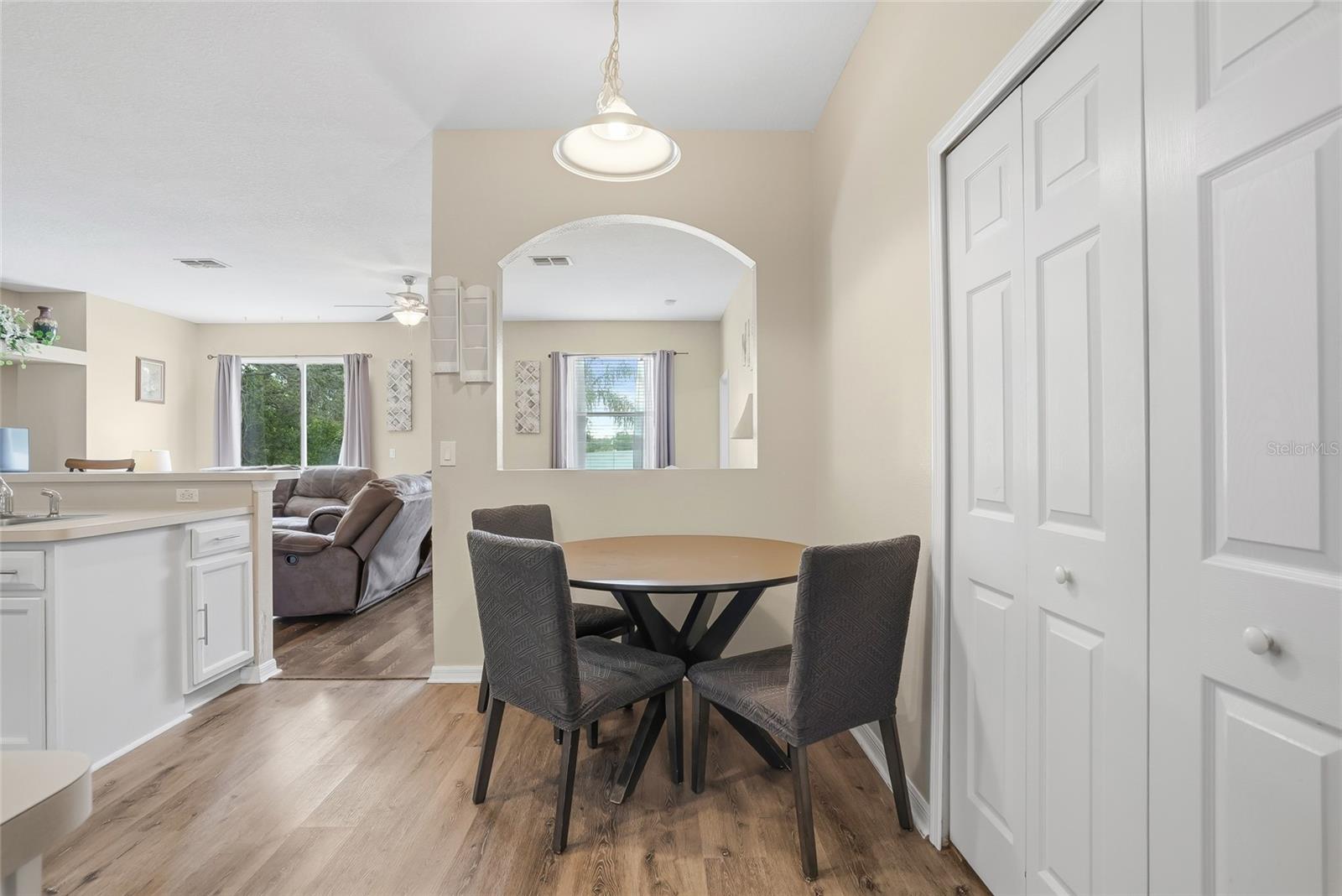 SPRING HILL - Residential