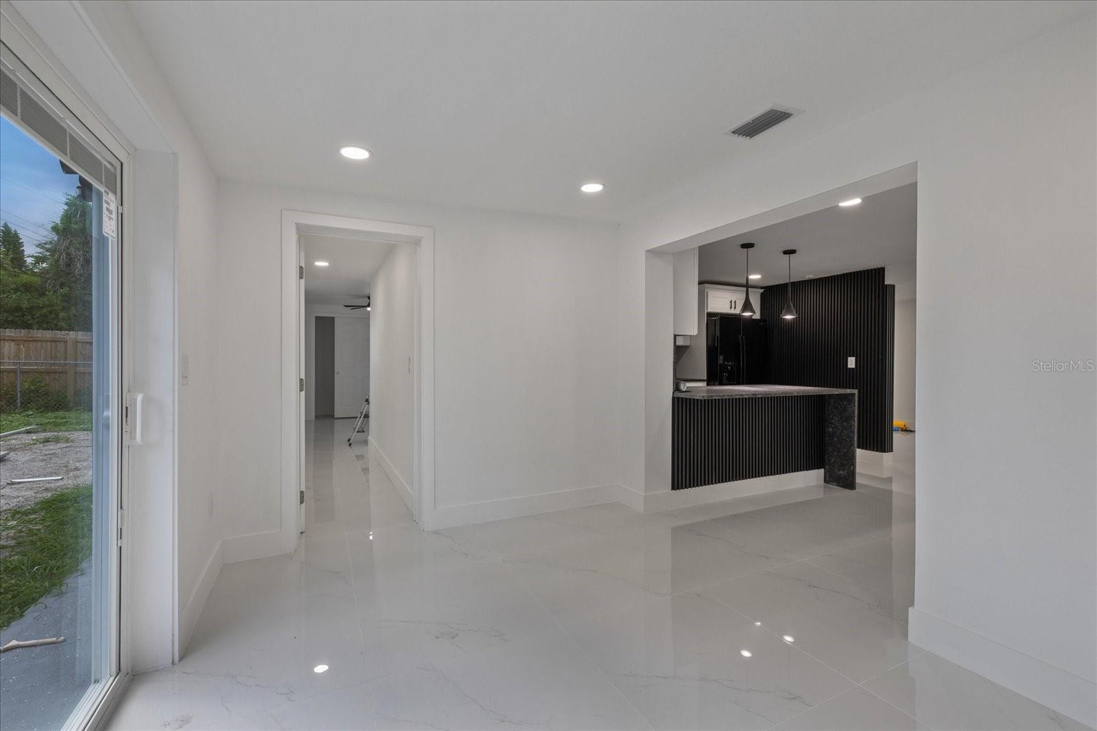 KNOLLWOOD VILLAGE - Residential