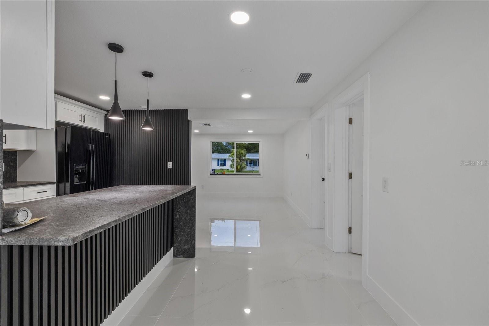 KNOLLWOOD VILLAGE - Residential