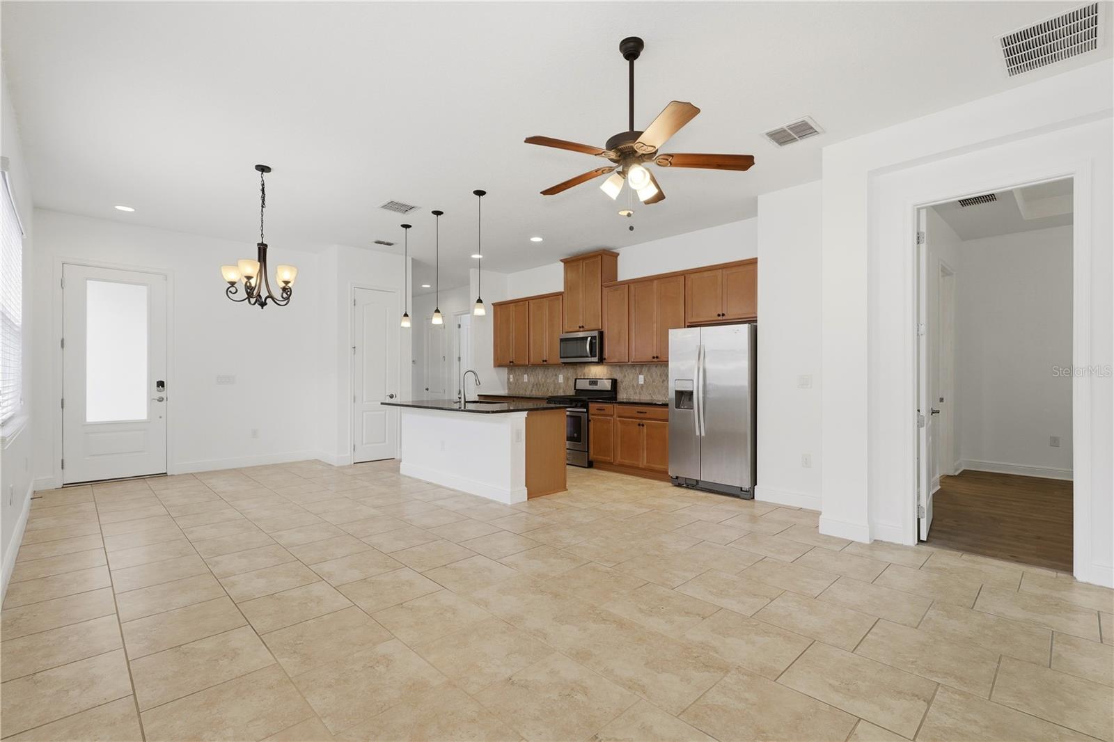 NORTHWEST LAKESIDE GROVES PH 1 - Residential