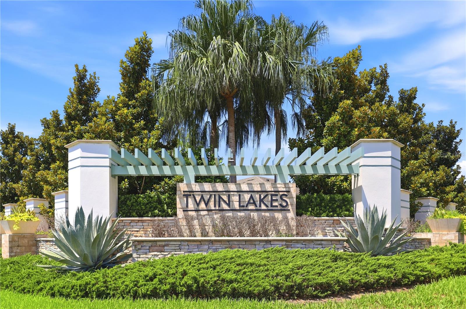 NORTHWEST LAKESIDE GROVES PH 1 - Residential