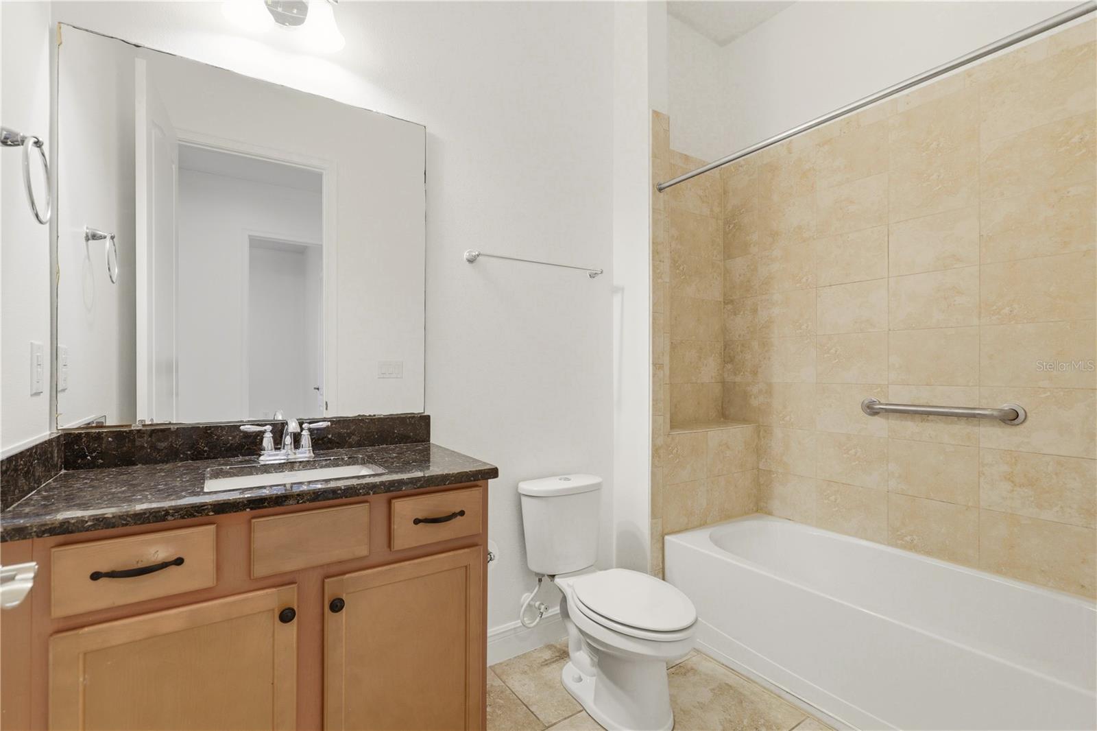 NORTHWEST LAKESIDE GROVES PH 1 - Residential