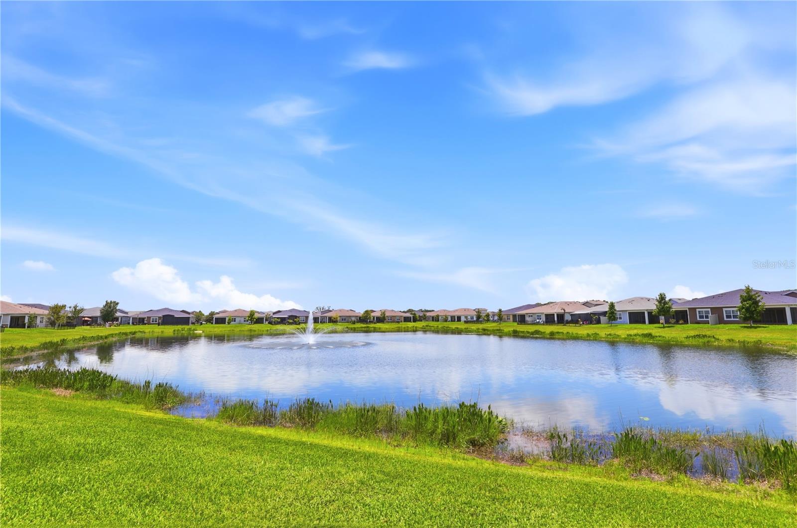 NORTHWEST LAKESIDE GROVES PH 1 - Residential