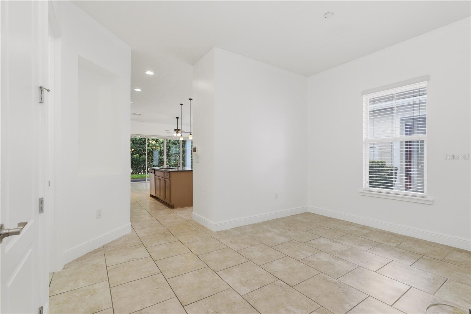 NORTHWEST LAKESIDE GROVES PH 1 - Residential