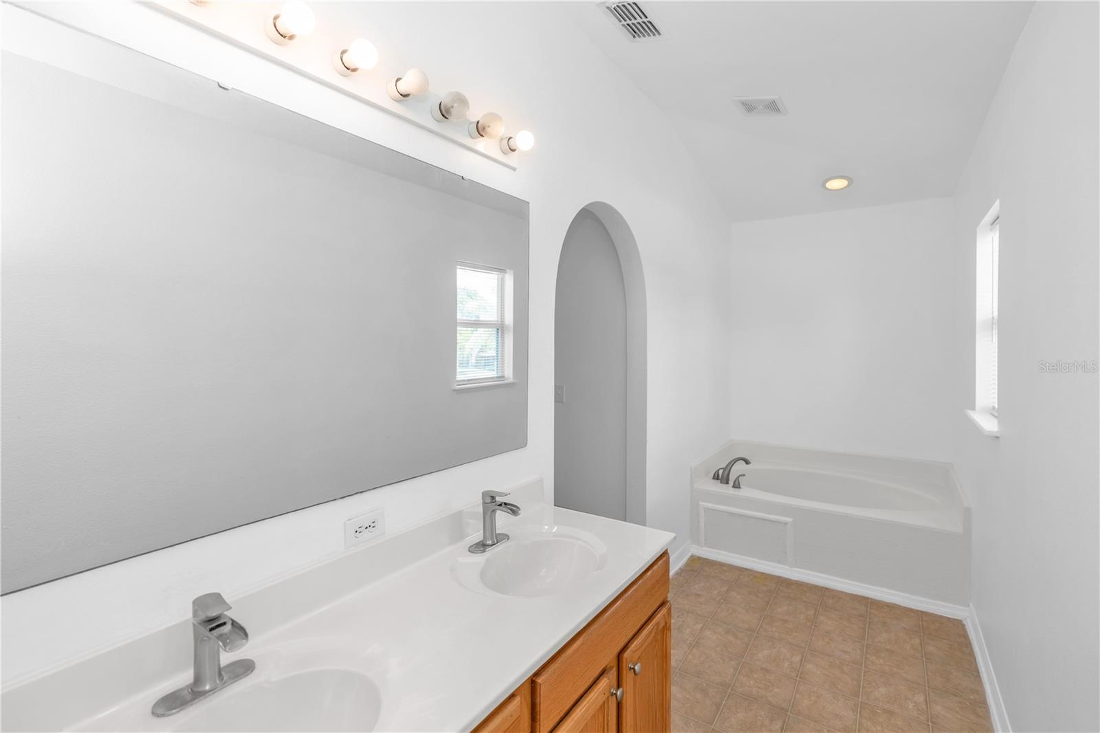 DELTONA LAKES UNIT 51 - Residential