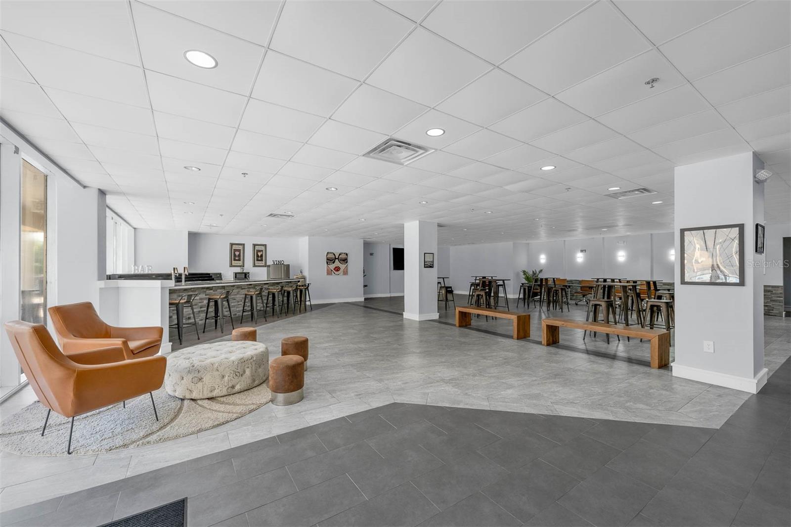 METROPOLITAN/LK EOLA - Residential